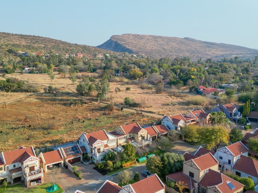 3 Bedroom Property for Sale in Meerhof North West
